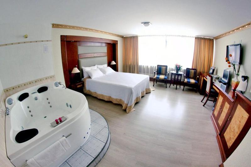 Hotel Oro Inn ليما المظهر الخارجي الصورة