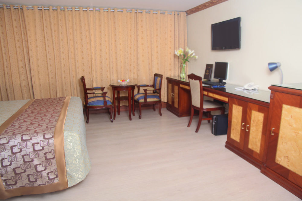 Hotel Oro Inn ليما المظهر الخارجي الصورة